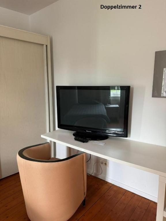 & Apartment